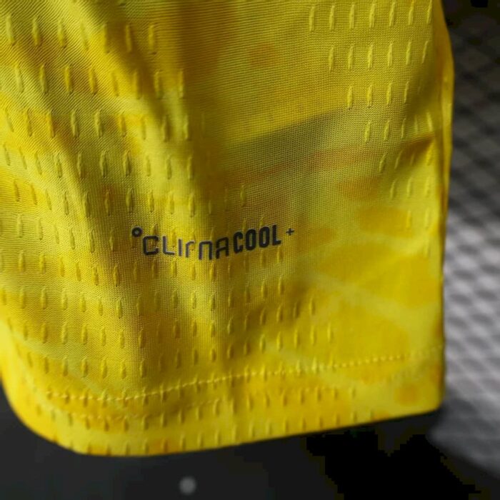 Mens Colombia 2026 World Cup Home Long Sleeve Jersey Player Version 4