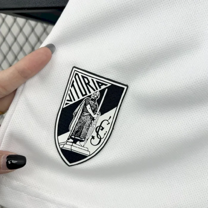 Kids Vitoria de Guimaraes 2024/25 Home Kit 5