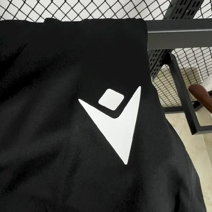 Kids Vitoria de Guimaraes 2024/25 Away Kit 2