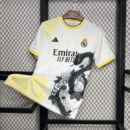 Mens Real Madrid 2024/25 White and black Mamba Jersey