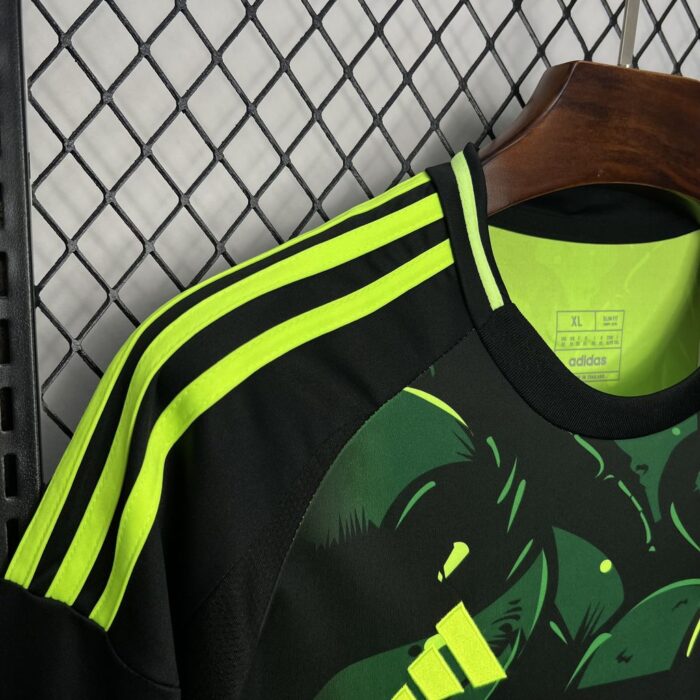 Mens Real Madrid 2024/25 Green and black Jersey 5