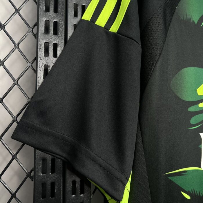 Mens Real Madrid 2024/25 Green and black Jersey 4