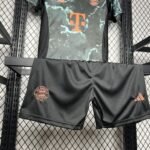 Kids Bayern Munich 2024/25 Away Kit 5