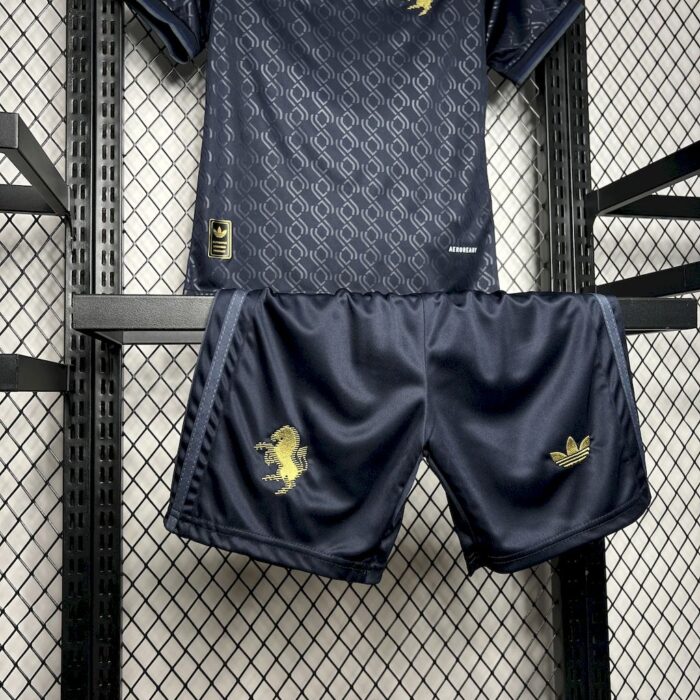 Kids Juventus 2024/25 Third Kit 4