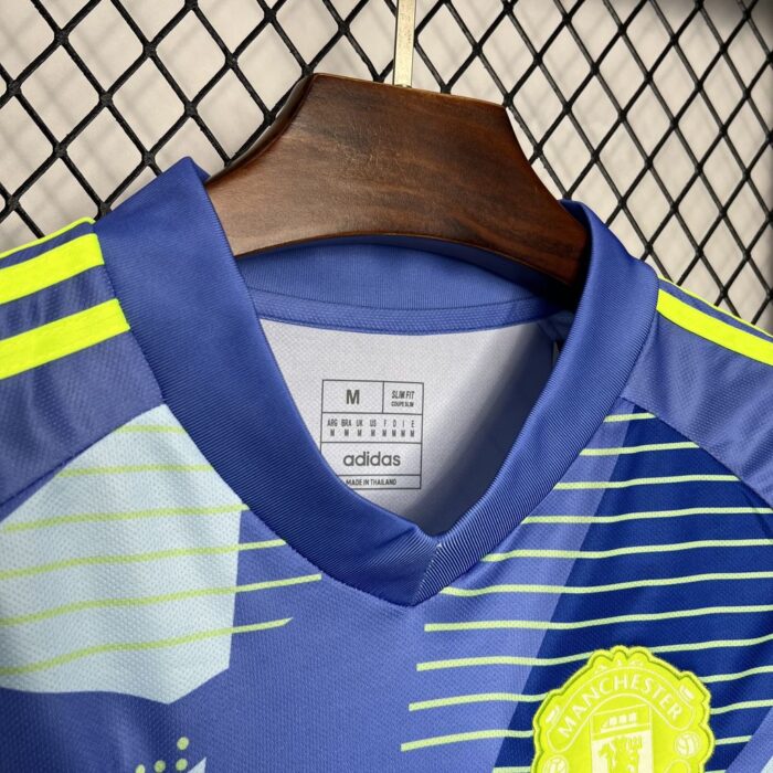 Mens Manchester United 2024/25 Goalkeeper Jersey 4