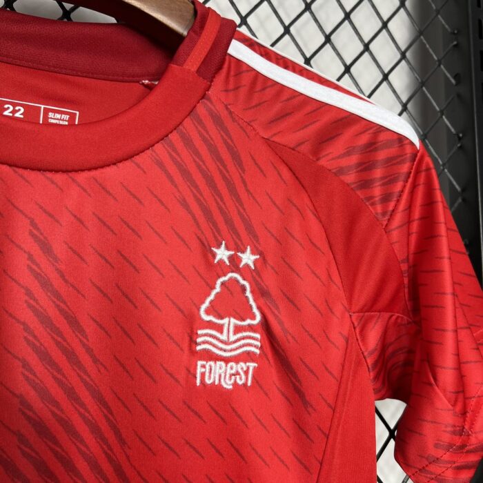 Kids Nottingham Forest 2024/25 Home Kit 4