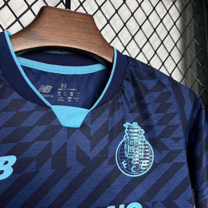 Kids FC Porto 2024/25 Third Kit 3