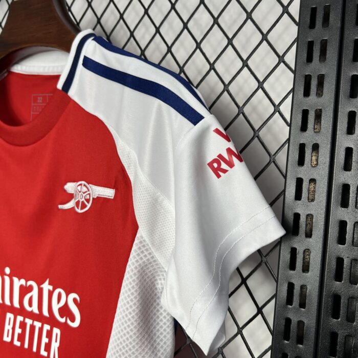 Kids Arsenal 2024/25 Home Kit 5