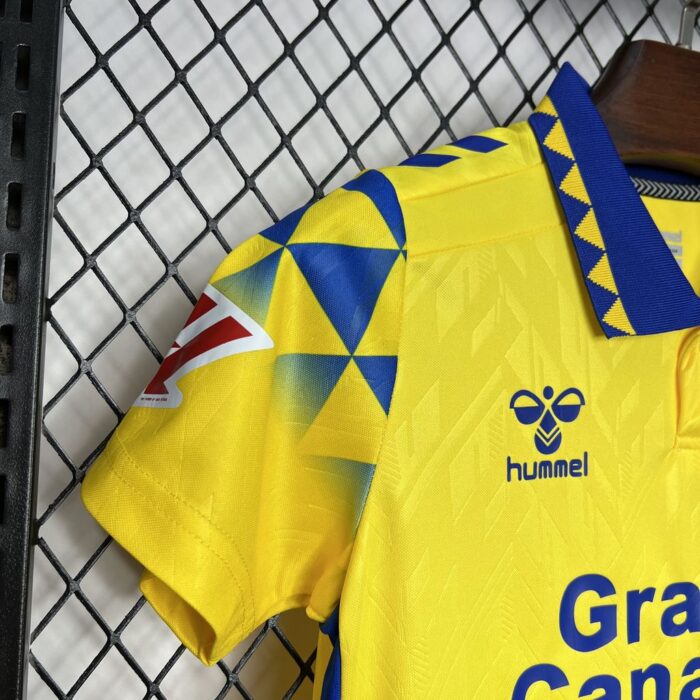 Kids UD Las Palmas 2024/25 Home Kit 6