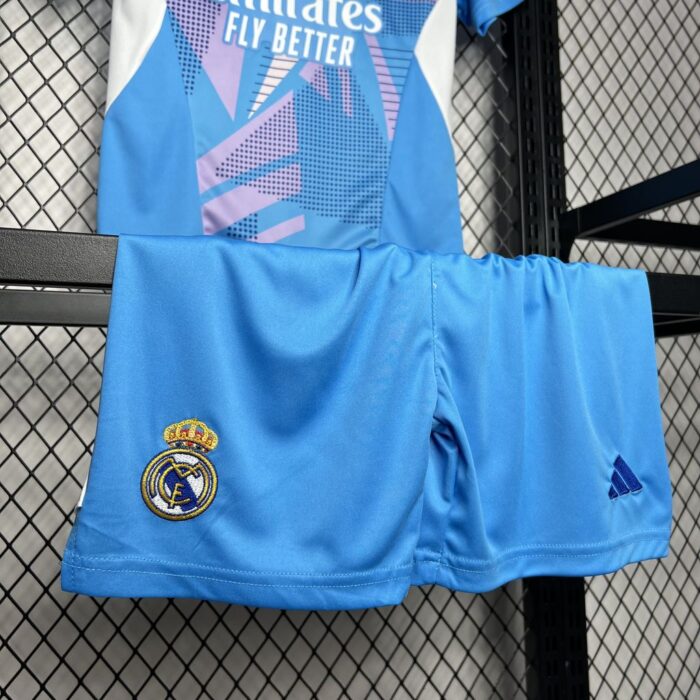 Kids Real Madrid 2024/25 Goalkeeper Kit 5