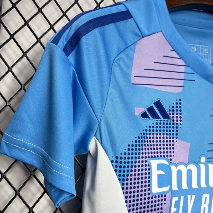 Kids Real Madrid 2024/25 Goalkeeper Kit 3
