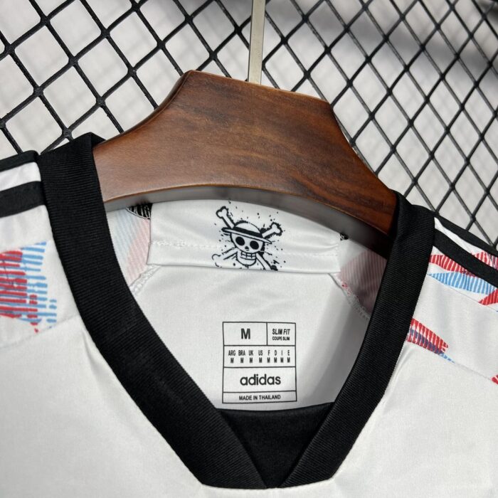 Mens Japan 2022/23 モンキー・D・ルフィ Jersey 4