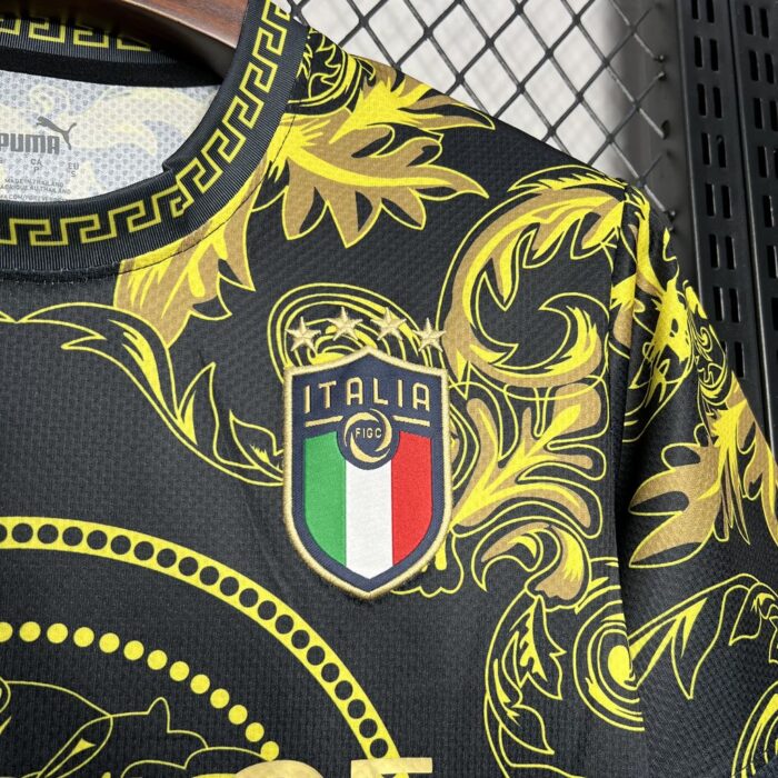 Mens Italy 2022/23 Versace Co-Branded Edition Jersey-Gold 3