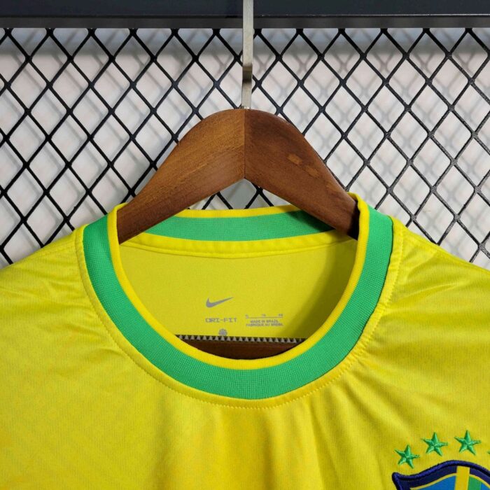 Mens Brazil 2022/23 Pigeon Jersey 7