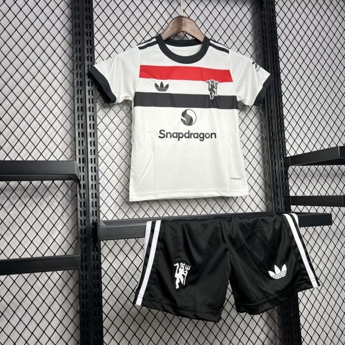 Kids Manchester United 2024/25 Third Kit 2