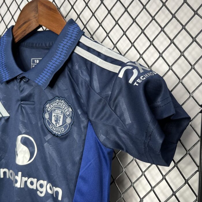 Kids Manchester United 2024/25 Away Kit 6