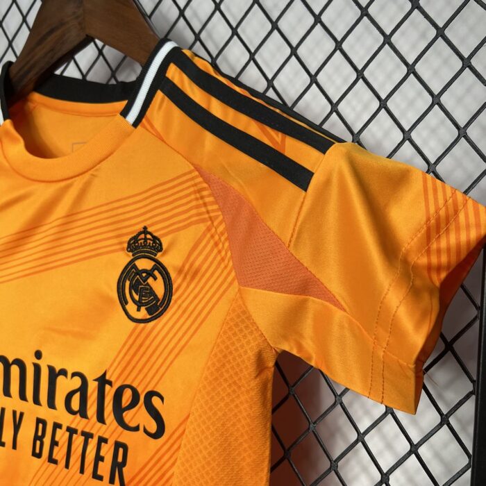 Kids Real Madrid 2024/25 Away Kit 5