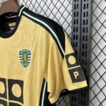 Retro Sporting CP 2003/04 Away Jersey 10