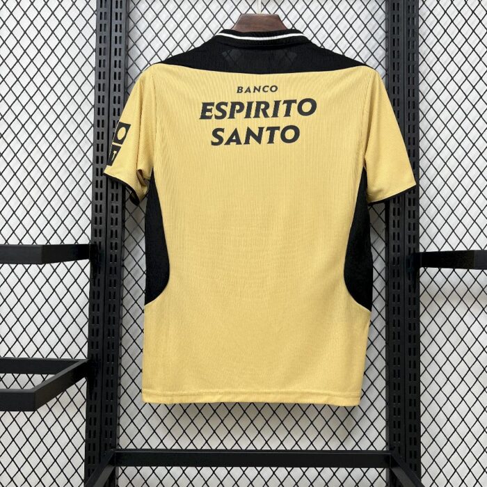 Retro Sporting CP 2003/04 Away Jersey 14