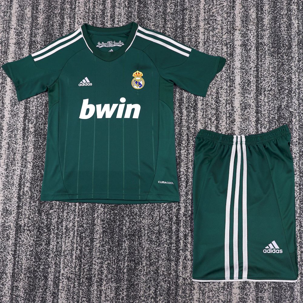 2025091313183448.jpg Retro Real Madrid 2012/13 Third Kids Kit