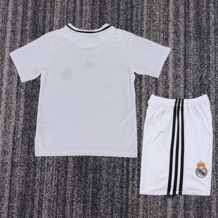 Retro Real Madrid 2008/09 Home Kids Kit 1