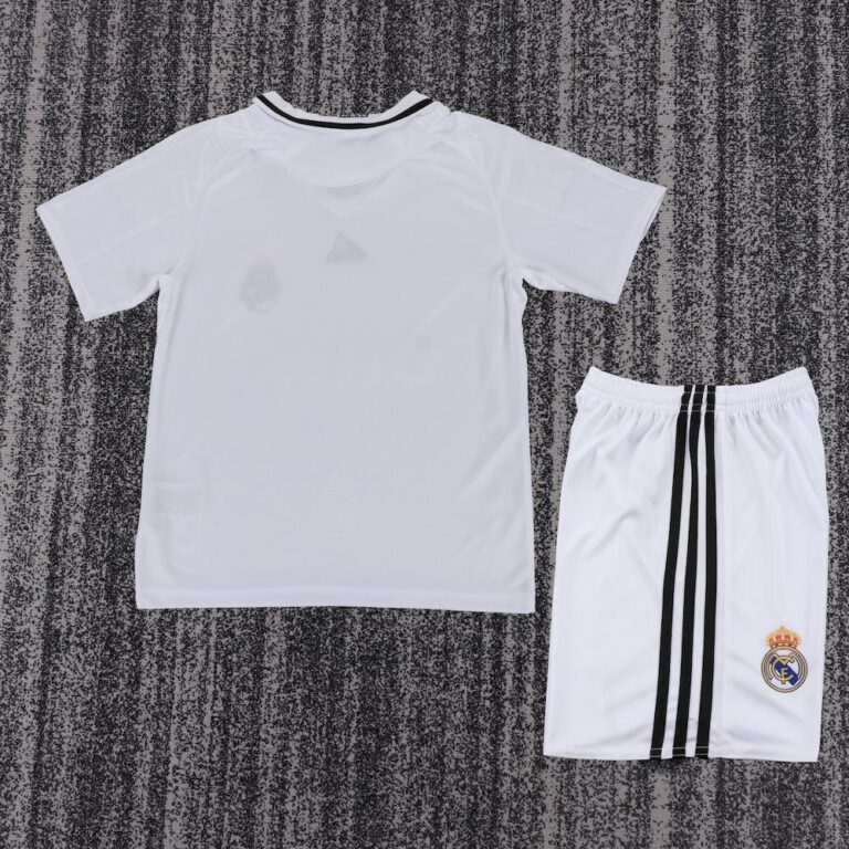 Retro Real Madrid 2008/09 Home Kids Kit 1