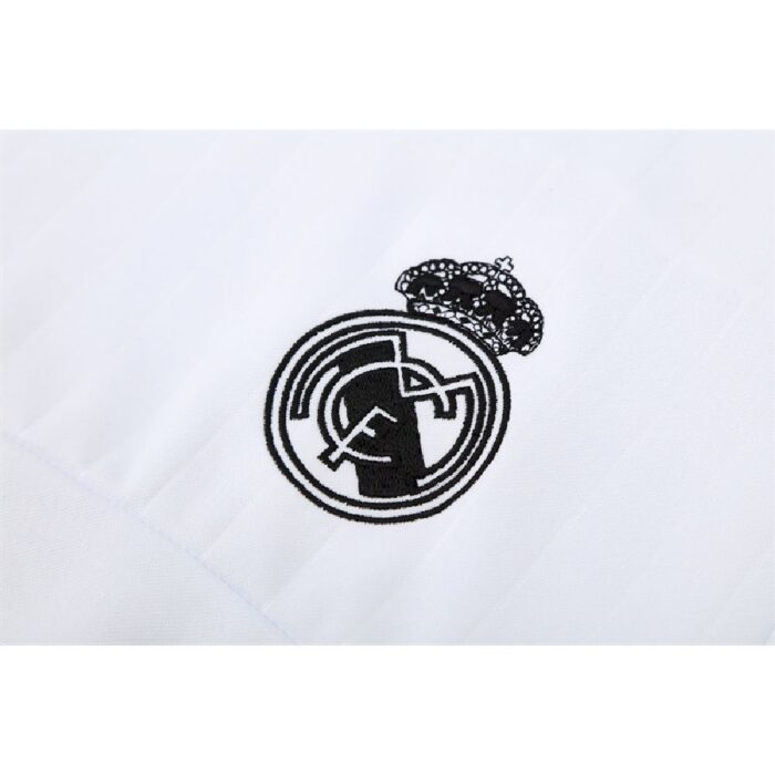 Mens Real Madrid 2015/16 1/4 Zip Sweatshirt Retro Style 2
