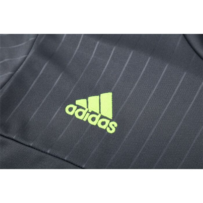 Mens Real Madrid 2015/16 1/4 Zip Sweatshirt Retro Style 7