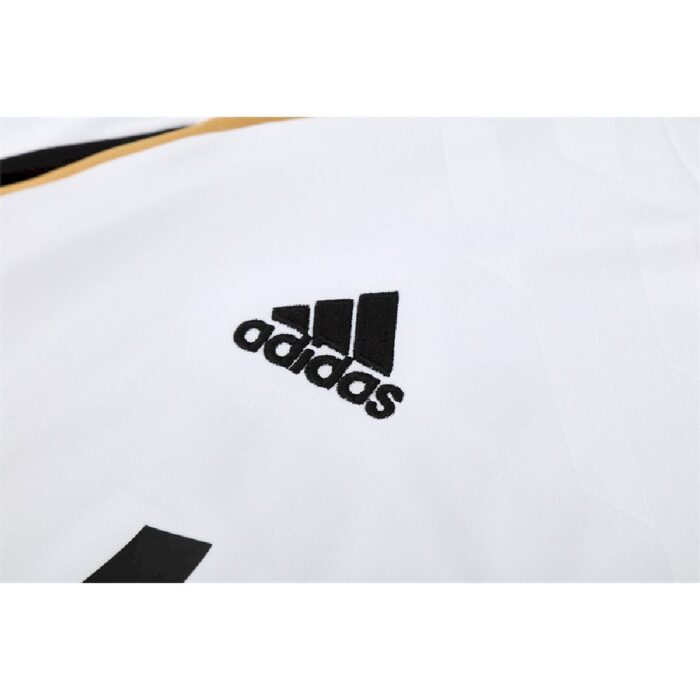 Mens Real Madrid 2011/12 1/4 Zip Sweatshirt Retro Style 7