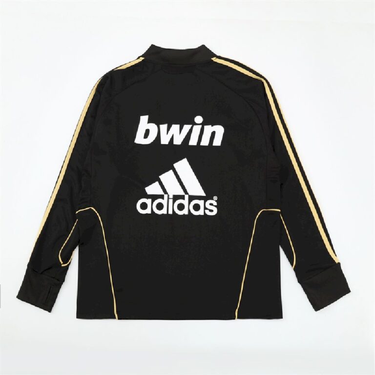Mens Real Madrid 2011/12 1/4 Zip Sweatshirt Retro Style 1