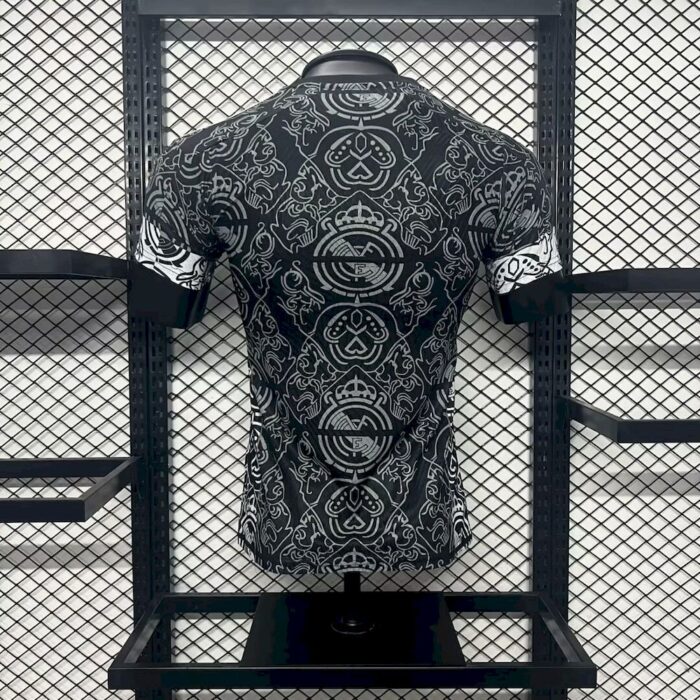 Mens Real Madrid 2024/25 Jersey Player Version 1