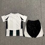 Kids Juventus 2024/25 Home Kit 1