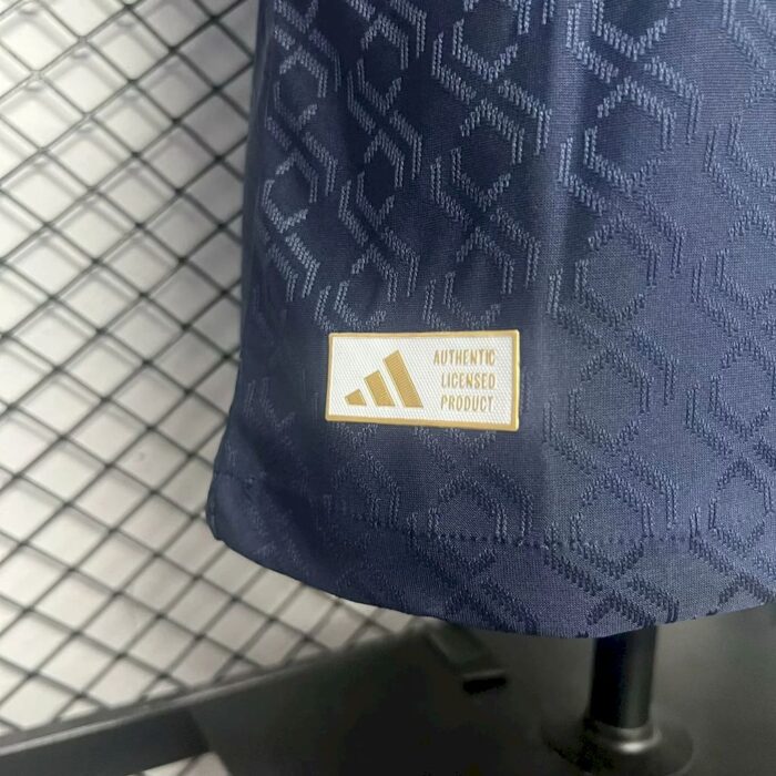 Mens Juventus 2024/25 Third Jersey Player Version 6