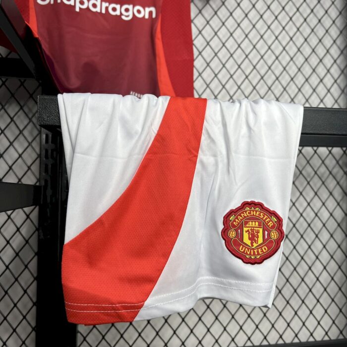 Kids Manchester United 2024/25 Home Kit 6