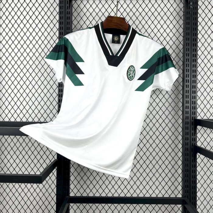 Mens Sporting CP 2025/26 Special Retro Jersey Small size 2 7