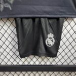 Kids Real Madrid 2024/25 Y-3 Rose Kit 6