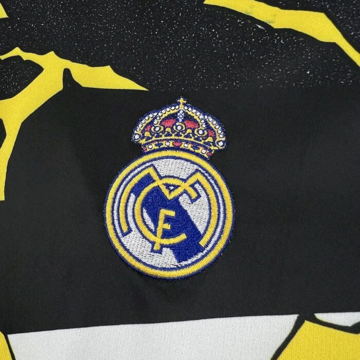 Mens Real Madrid 2025/26 Pre-Match Jersey 3