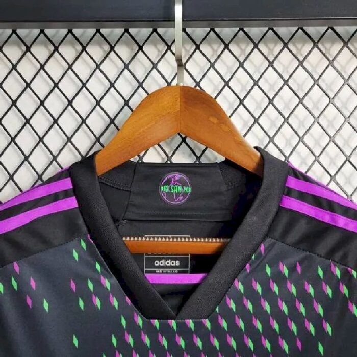 Mens Bayern Munich 2023/24 Away Jersey 3