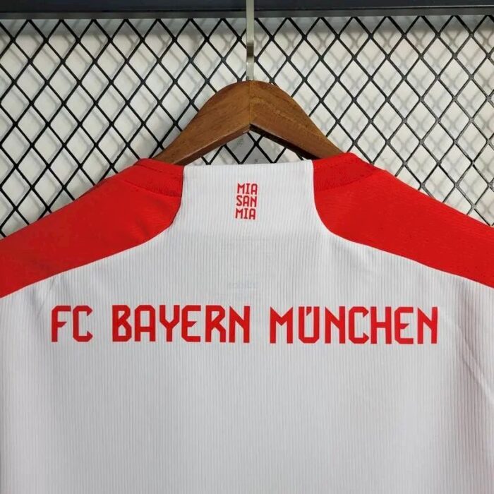 Mens Bayern Munich 2023/24 Home Jersey 9