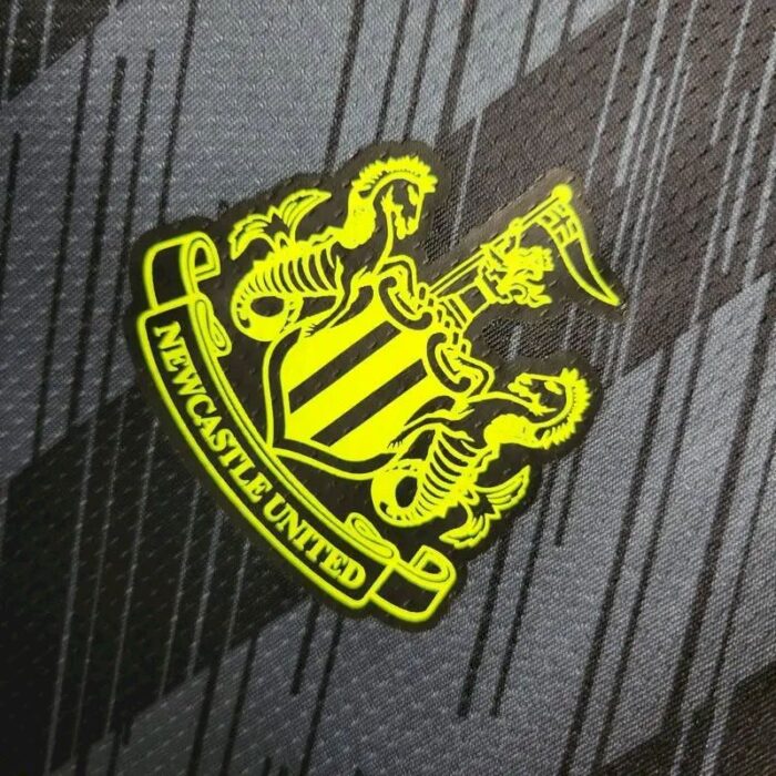 Mens Newcastle United 2023/24 Pre-Match Jersey 2