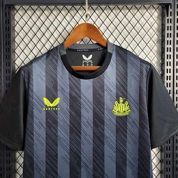 Mens Newcastle United 2023/24 Pre-Match Jersey 6