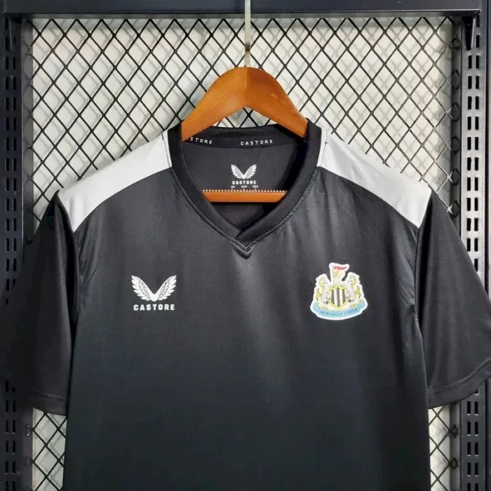 Mens Newcastle United 2023/24 Pre-Match Jersey 4