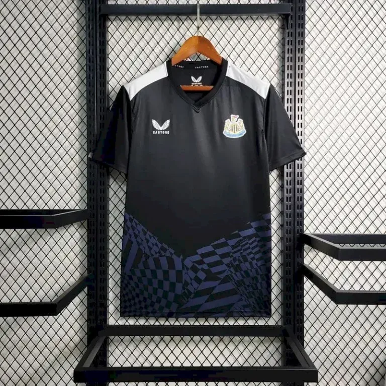 Mens Newcastle United 2023/24 Pre-Match Jersey 1