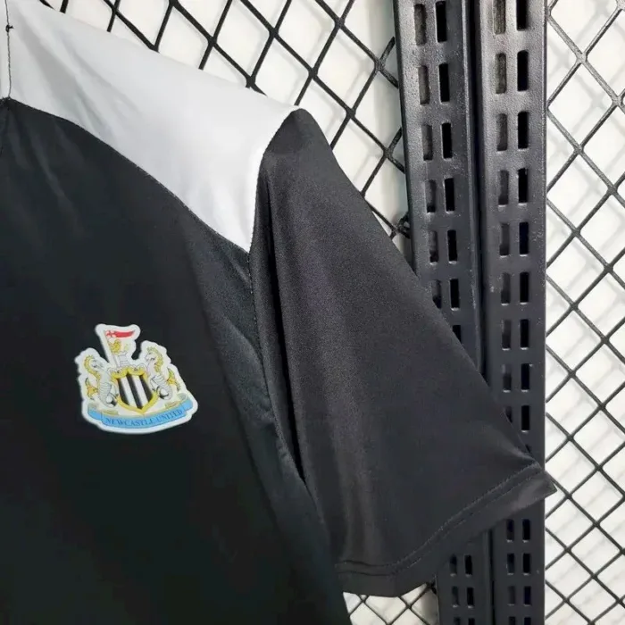 Mens Newcastle United 2023/24 Pre-Match Jersey 7