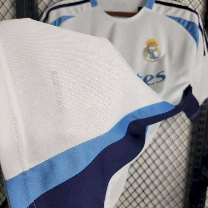 Mens Real Madrid 2023/24 Jersey 6