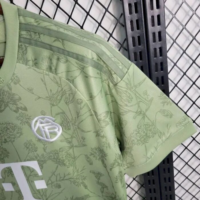 Mens Bayern Munich 2023/24 Oktoberfest Jersey 5