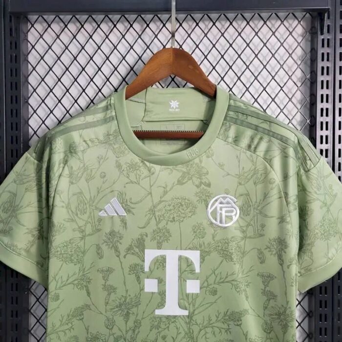 Mens Bayern Munich 2023/24 Oktoberfest Jersey 7