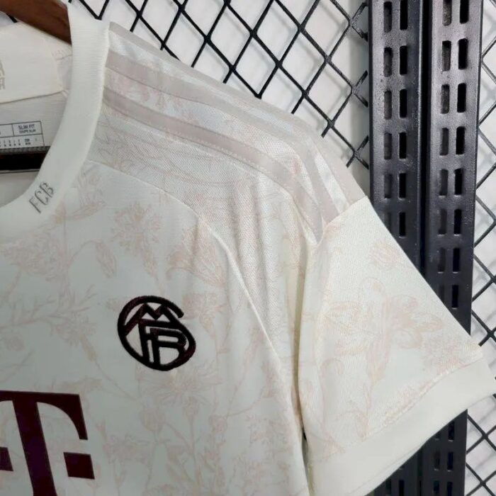 Mens Bayern Munich 2023/24 Third Jersey 5