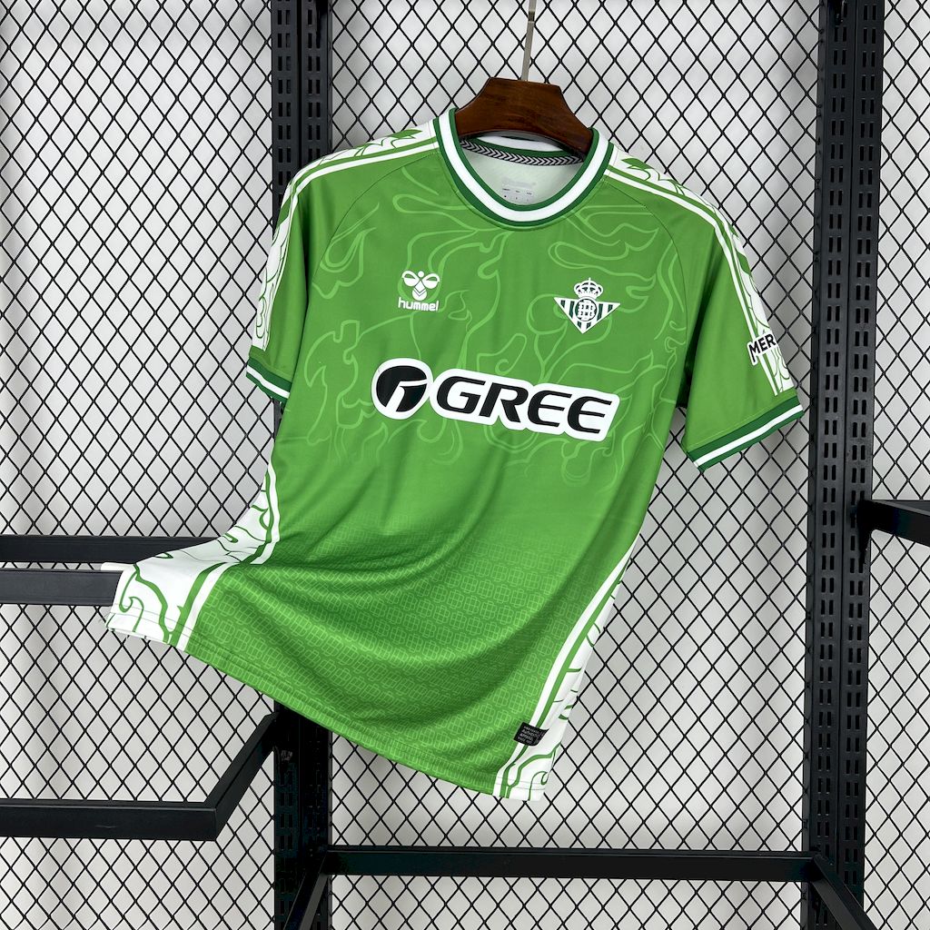 2025032410101532.jpg Mens Real Betis 2025/26 Pre-Match Chinese New Year Jersey