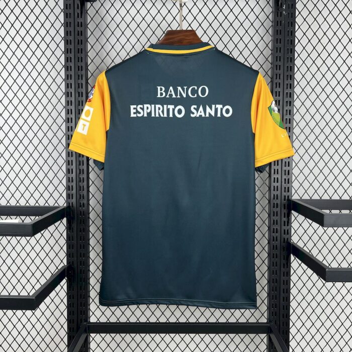 Retro Sporting CP 2002/03 Away Jersey 1